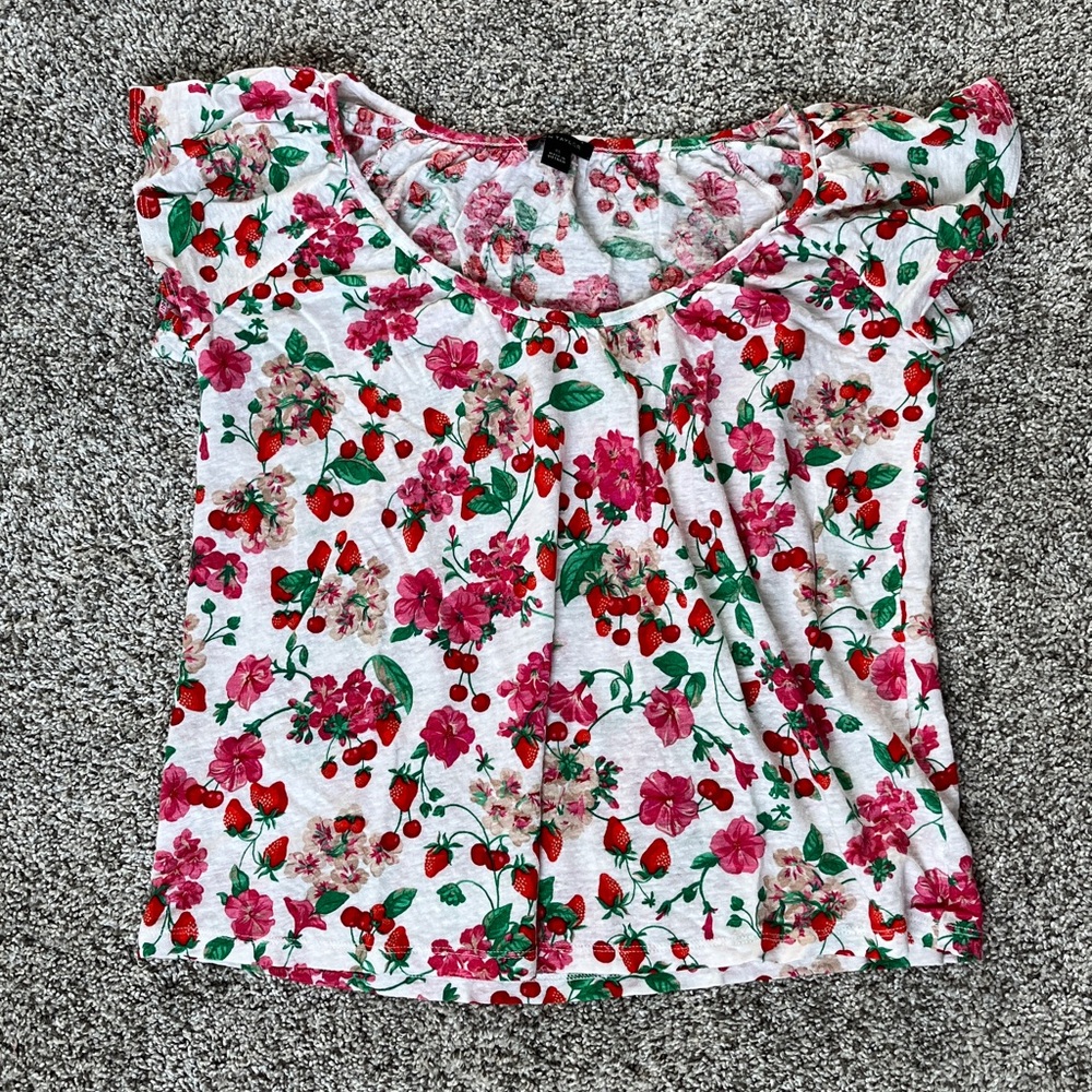 Ann Taylor Strawberry Print Linen Flutter Sleeve Top
